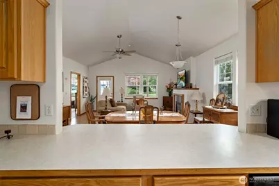 1300 SW Windsor Street, Oak Harbor, WA 98277 - Photo 14