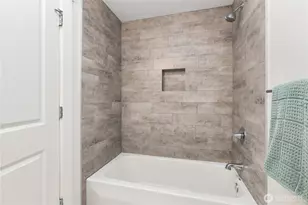 6733 121st Ave SE, Bellevue, WA 98006 - Photo 16
