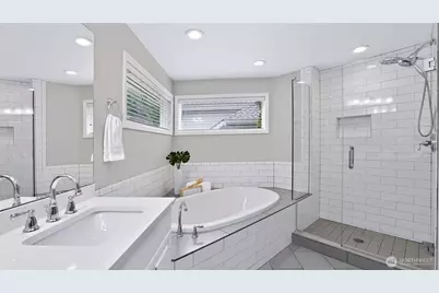132 247th Avenue SE, Sammamish, WA 98074 - Photo 26