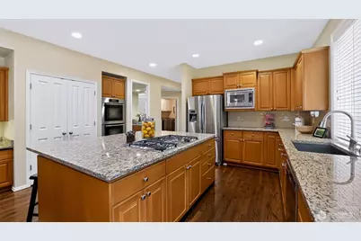 132 247th Avenue SE, Sammamish, WA 98074 - Photo 10