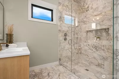 8040 Forest Drive NE, Seattle, WA 98115 - Photo 24