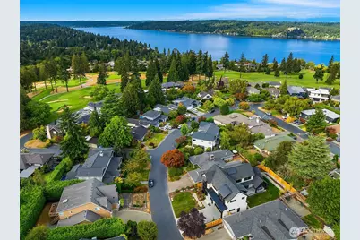 8040 Forest Drive NE, Seattle, WA 98115 - Photo 40