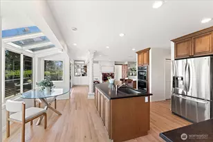 9095 SE 79th St, Mercer Island, WA 98040 - Photo 10