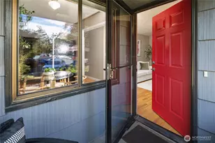 10021 7th Ave NW, Seattle, WA 98177 - Photo 2