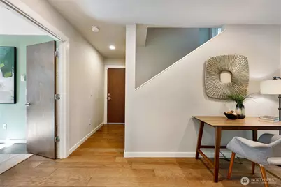 6533 34th Avenue SW #B, Seattle, WA 98126 - Photo 2