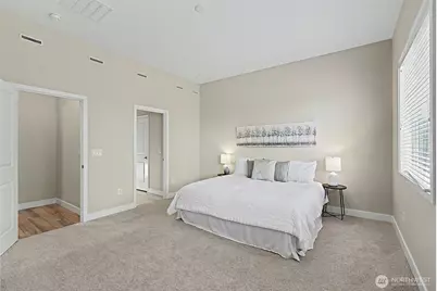 15402 174th Avenue Ct E, Bonney Lake, WA 98391 - Photo 20