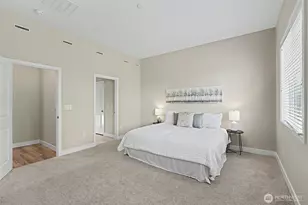 15402 174th Ave Ct E, Bonney Lake, WA 98391 - Photo 20