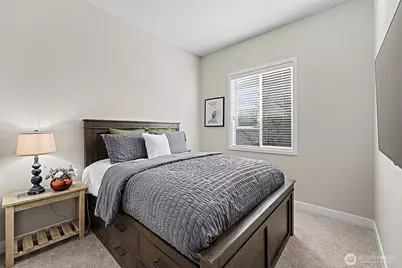 15402 174th Avenue Ct E, Bonney Lake, WA 98391 - Photo 18