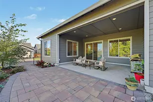 15402 174th Ave Ct E, Bonney Lake, WA 98391 - Photo 30