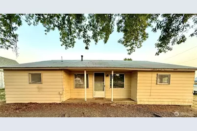410 W Glover Street, Harrington, WA 99134 - Photo 1