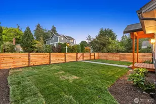 5817 56th Ave NE, Seattle, WA 98105 - Photo 32