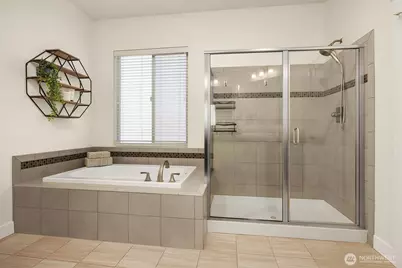1703 NE Falls Drive, Issaquah, WA 98029 - Photo 20