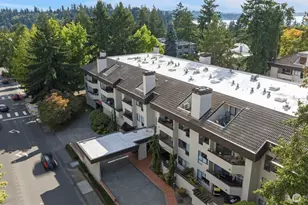 401 100th Ave NE, Bellevue, WA 98004 - Photo 1