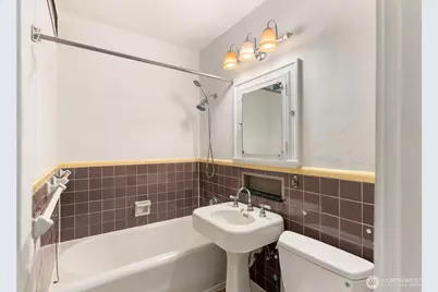 1631 16th Avenue #110, Seattle, WA 98122 - Photo 24