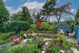 4221 W Armour St, Seattle, WA 98199 - Photo 8