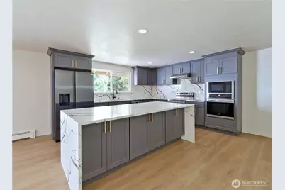 9802 58th Avenue Ct E, Puyallup, WA 98373 - Photo 8