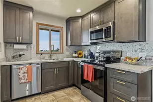 2040 Browns Point Blvd, Tacoma, WA 98422 - Photo 12