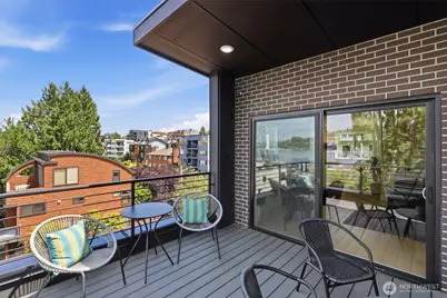 2019 Minor Avenue E, Seattle, WA 98102 - Photo 30