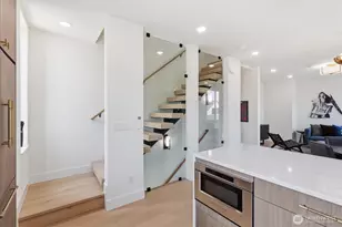 2019 Minor Ave E, Seattle, WA 98102 - Photo 18