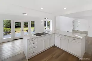 184 Ocean View Dr, Friday Harbor, WA 98250 - Photo 16