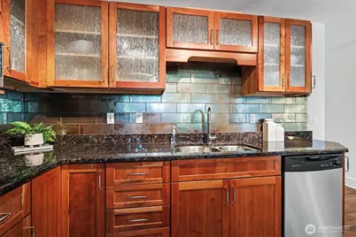 11052 NE 33rd Place #A4, Bellevue, WA 98004 - Photo 10