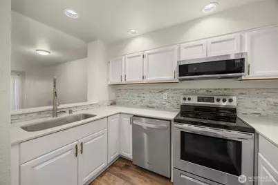13223 SE 256th Street #G2, Kent, WA 98042 - Photo 8