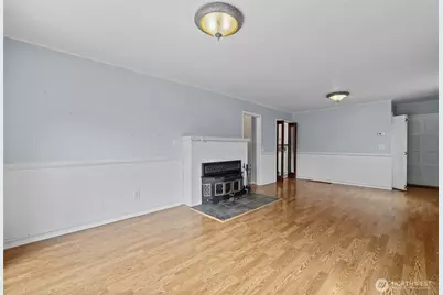 4125 Tracyton Beach Road NW, Bremerton, WA 98310 - Photo 6