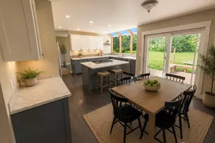 20611 SE 135th St, Issaquah, WA 98027 - Photo 2