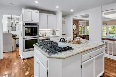 8140 Evergreen Lane, Mercer Island, WA 98040 - Photo 16