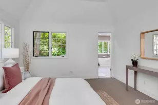 8140 Evergreen Ln, Mercer Island, WA 98040 - Photo 28