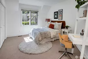 8140 Evergreen Ln, Mercer Island, WA 98040 - Photo 32