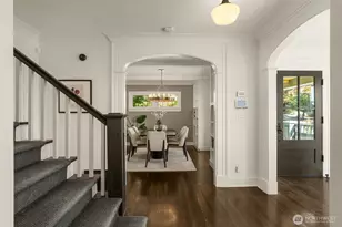 1107 4th Ave N, Seattle, WA 98109 - Photo 8
