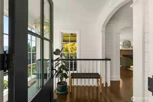 1107 4th Ave N, Seattle, WA 98109 - Photo 6