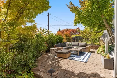 1107 4th Avenue N, Seattle, WA 98109 - Photo 38