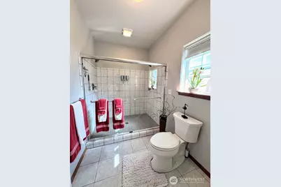 108 N Western Avenue, Wenatchee, WA 98801 - Photo 12
