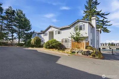 1160 Monroe Avenue NE #A2, Renton, WA 98056 - Photo 2