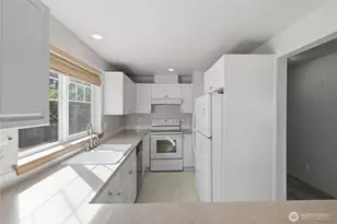 1160 Monroe Ave NE, Renton, WA 98056 - Photo 18