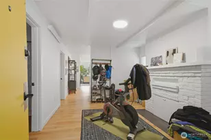 4259 Greenwood Ave N, Seattle, WA 98103 - Photo 6