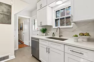 5510 43rd Ave NE, Seattle, WA 98105 - Photo 18