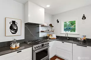 6202 Ravenna Ave NE, Seattle, WA 98115 - Photo 12