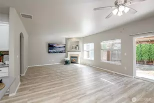 18421 115th Ave E, Puyallup, WA 98374 - Photo 12