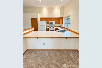 911 NW Leisure Lane, Bremerton, WA 98311 - Photo 6
