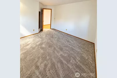 911 NW Leisure Lane, Bremerton, WA 98311 - Photo 14