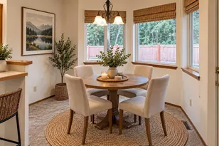 911 NW Leisure Ln, Bremerton, WA 98311 - Photo 8
