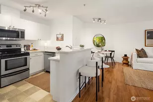 323 Queen Anne Ave N, Seattle, WA 98109 - Photo 8