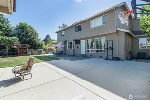 21005 37th Ave SE, Bothell, WA 98021 - Photo 24