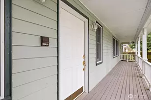 10231 41st Ave SW, Seattle, WA 98146 - Photo 4