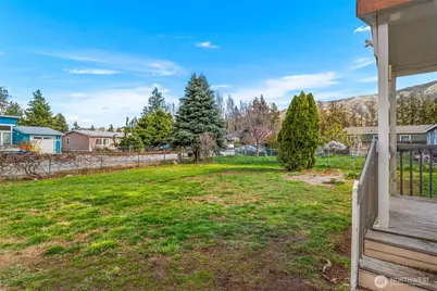 14934 Golden Delicious, Entiat, WA 98822 - Photo 4