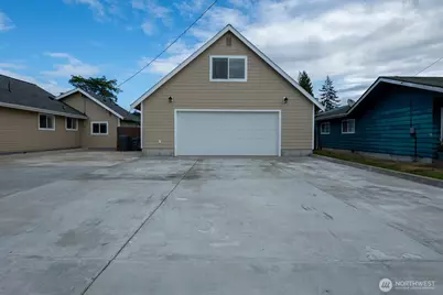 410 E Scott Street, Aberdeen, WA 98520 - Photo 4