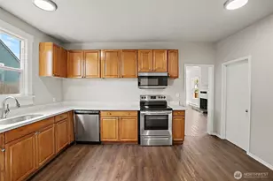 3585 E Spokane St, Tacoma, WA 98404 - Photo 8